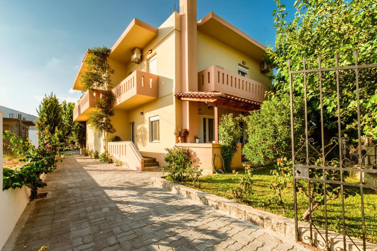 Koulouris Apartments & Studios Kalyves Exterior foto